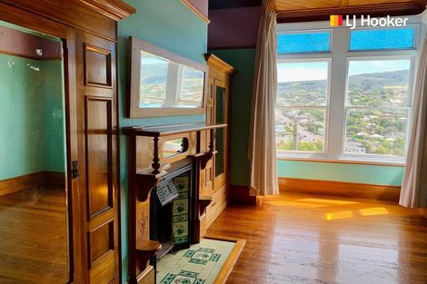 Photo of property in 32 Hereford Street, Kaikorai, Dunedin, 9010