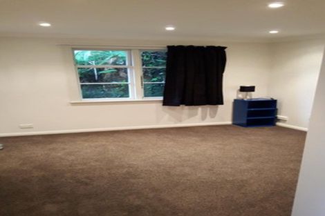 Photo of property in 77 Maungaraki Road, Korokoro, Lower Hutt, 5012