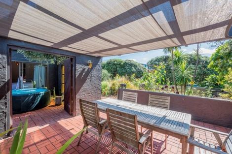 Photo of property in 86 Field Way, Waikanae Beach, Waikanae, 5036