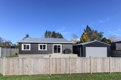 Photo of property in 5 Manatu Lane, Inglewood, 4330