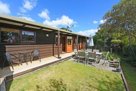 Photo of property in 76 Kairimu Street, Stokes Valley, Lower Hutt, 5019