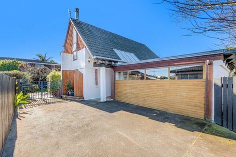 Photo of property in 1/23 Eastern Beach Road, Eastern Beach, Auckland, 2012