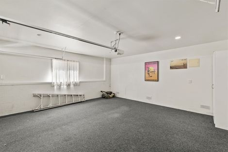 Photo of property in 1/46 Blakeborough Drive, Forrest Hill, Auckland, 0620