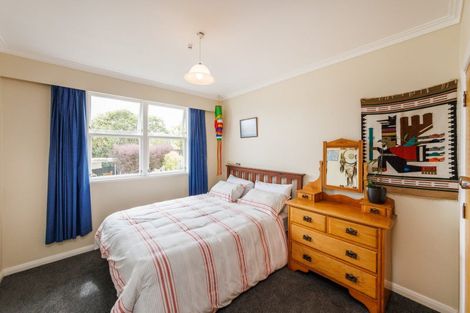 Photo of property in 5 Wigan Place, Hokowhitu, Palmerston North, 4410