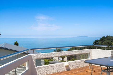 Photo of property in 431 Onemana Drive, Onemana, Whangamata, 3691