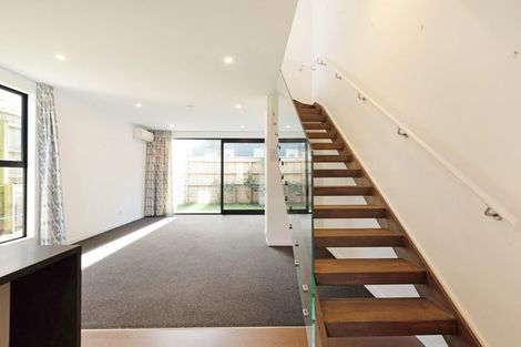 Photo of property in 5/20 Trent Street, Island Bay, Wellington, 6023