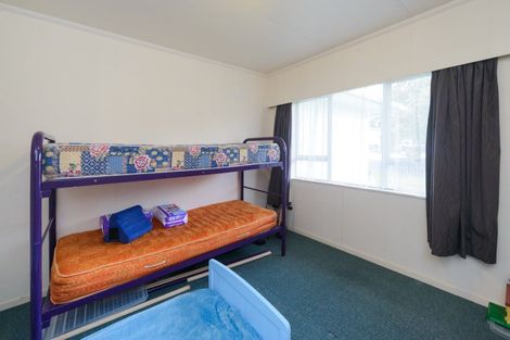 Photo of property in 27 Pinedale Parade, Milson, Palmerston North, 4414