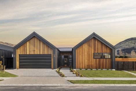 Photo of property in 19 Burbank Road, Wanaka, 9382