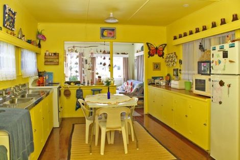 Photo of property in 59 Hornsea Road, Tairua, 3508