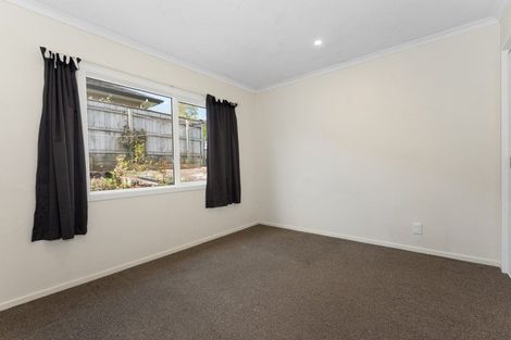 Photo of property in 15 Resolution Drive, Whitby, Porirua, 5024