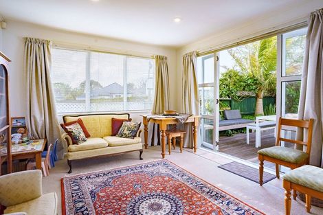 Photo of property in 1/47 Rautara Street, Orakei, Auckland, 1071