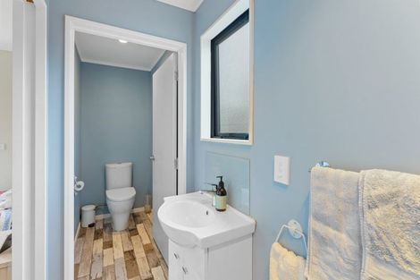 Photo of property in 7 James Street, Waikawa Beach, Manakau, 5573