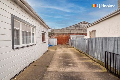 Photo of property in 8 Osmond Street, South Dunedin, Dunedin, 9012