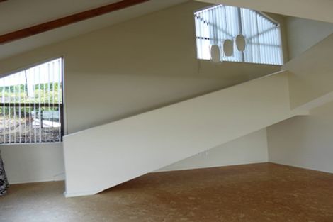 Photo of property in 16 Shortland Street, Caversham, Dunedin, 9011