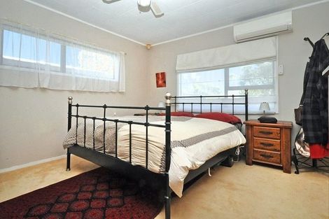 Photo of property in 93 Burundi Avenue, Clendon Park, Auckland, 2103