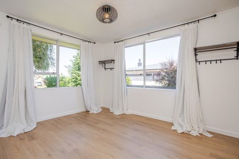 Photo of property in 15 Runciman Place, Dannevirke, 4930