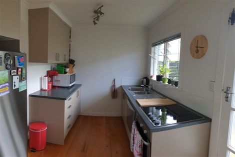 Photo of property in 3/9 Fifeshire Street, Belmont, Auckland, 0622