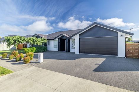 Photo of property in 34 Beachvale Drive, Kaiapoi, 7630