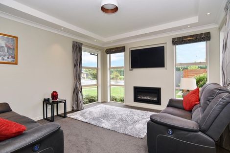 Photo of property in 12 Hamlett Drive, Woodend, 7610