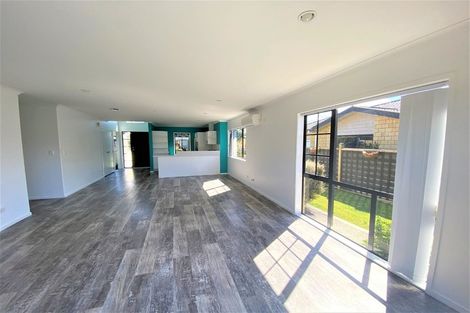 Photo of property in Bramley Gardens, 3/24 Turnbury Court, Rototuna, Hamilton, 3210