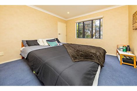Photo of property in 13 Conacher Close, East Tamaki Heights, Auckland, 2016