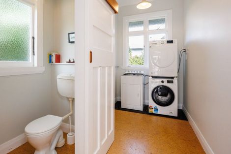 Photo of property in 6 Rosalie Terrace, Kelvin Grove, Palmerston North, 4414