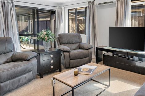 Photo of property in 18 Tomairangi Crescent, Pukekohe, 2120