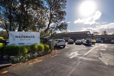 Photo of property in 4/22 North Avenue, Narrow Neck, Auckland, 0624