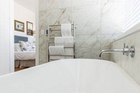 Photo of property in 401/70 Tennyson Street, Napier South, Napier, 4110