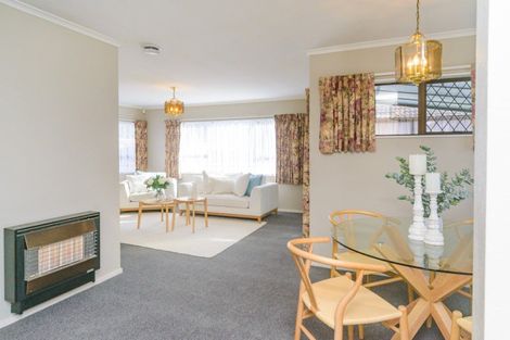 Photo of property in 45 Manapouri Crescent, Hokowhitu, Palmerston North, 4410