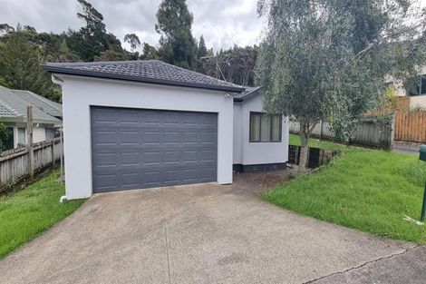 Photo of property in 37 Heathglen Place, Bayview, Auckland, 0629