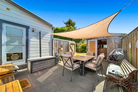 Photo of property in 9 Regent Street, Hawera, 4610