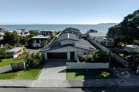 Photo of property in 183 Rosetta Road, Raumati South, Paraparaumu, 5032