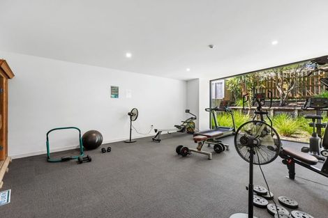 Photo of property in 2-06/424 Maunganui Road, Mount Maunganui, 3116