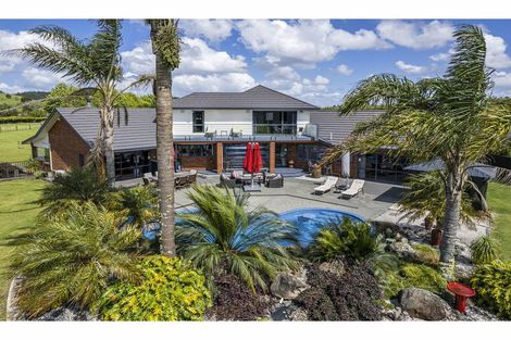 Photo of property in 49 Ngunguru Road, Glenbervie, Whangarei, 0173