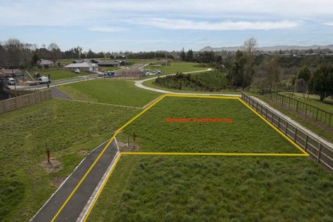 Photo of property in 19b Silverwood Lane, Leamington, Cambridge, 3495