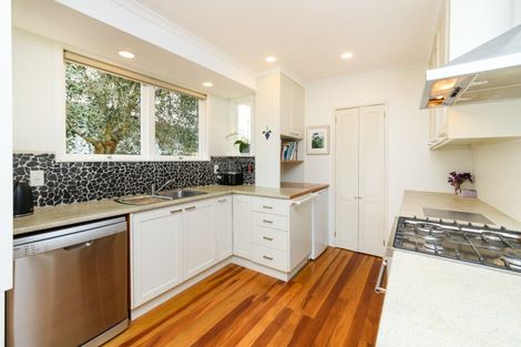 Photo of property in 42 Long Melford Road, Awapuni, Palmerston North, 4412