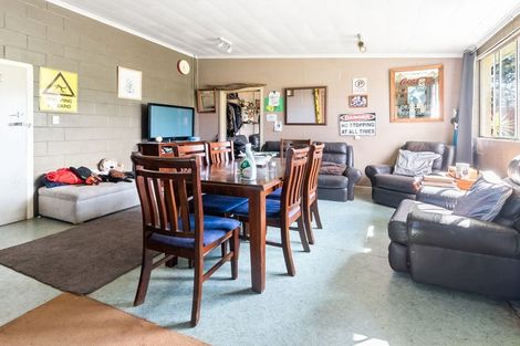 Photo of property in 17 Settlement Road, Kawakawa, 0210