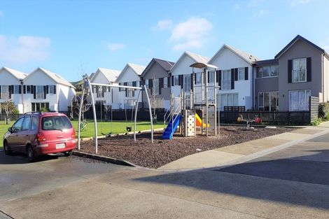 Photo of property in 14 Patiti Parade, Mangere Bridge, Auckland, 2022
