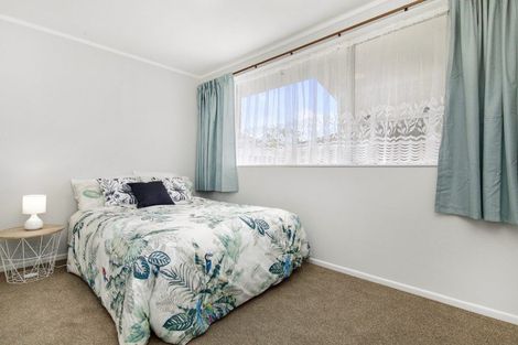 Photo of property in 102 Pasadena Crescent, Totara Park, Upper Hutt, 5018