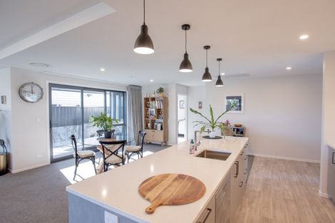 Photo of property in 18 Park Street, Winton, 9720