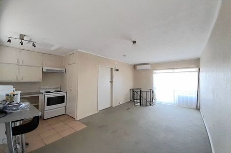 Photo of property in 5b Rosebank Road, Avondale, Auckland, 1026