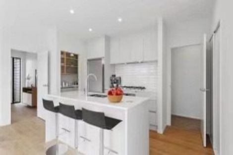 Photo of property in 6 Riria Crescent, Takanini, 2112