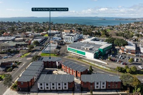 Photo of property in 15 Fencible Drive, Howick, Auckland, 2014