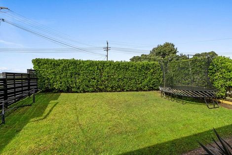 Photo of property in 1/74 College Road, Northcote, Auckland, 0627
