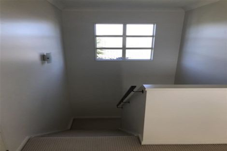 Photo of property in 3 Thyme Court, Flat Bush, Auckland, 2016