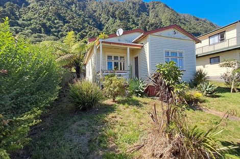 Photo of property in 10 Torea Street, Granity, 7823