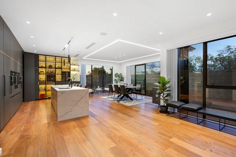 Photo of property in 4 Taku Close, Long Bay, Auckland, 0630