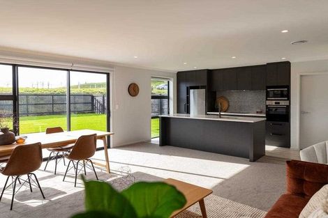 Photo of property in 25 Overton Street, Rototuna North, Hamilton, 3210