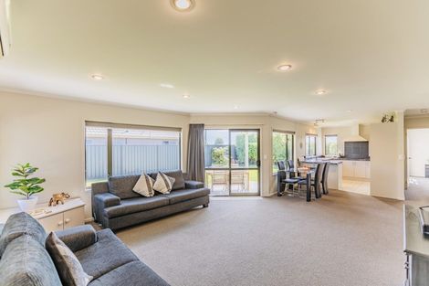 Photo of property in 19 Mcnaughton Place, Onekawa, Napier, 4110